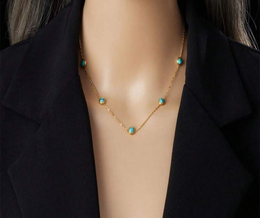 Queen B Necklace & Earring Set