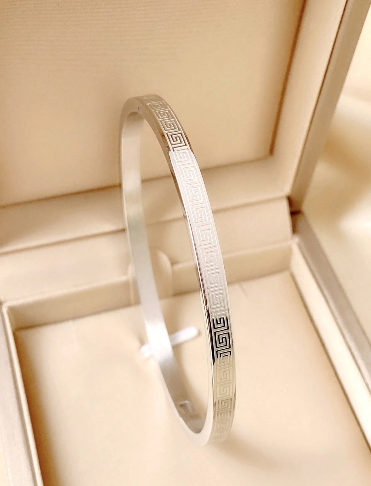 Medusa’s Bangle
