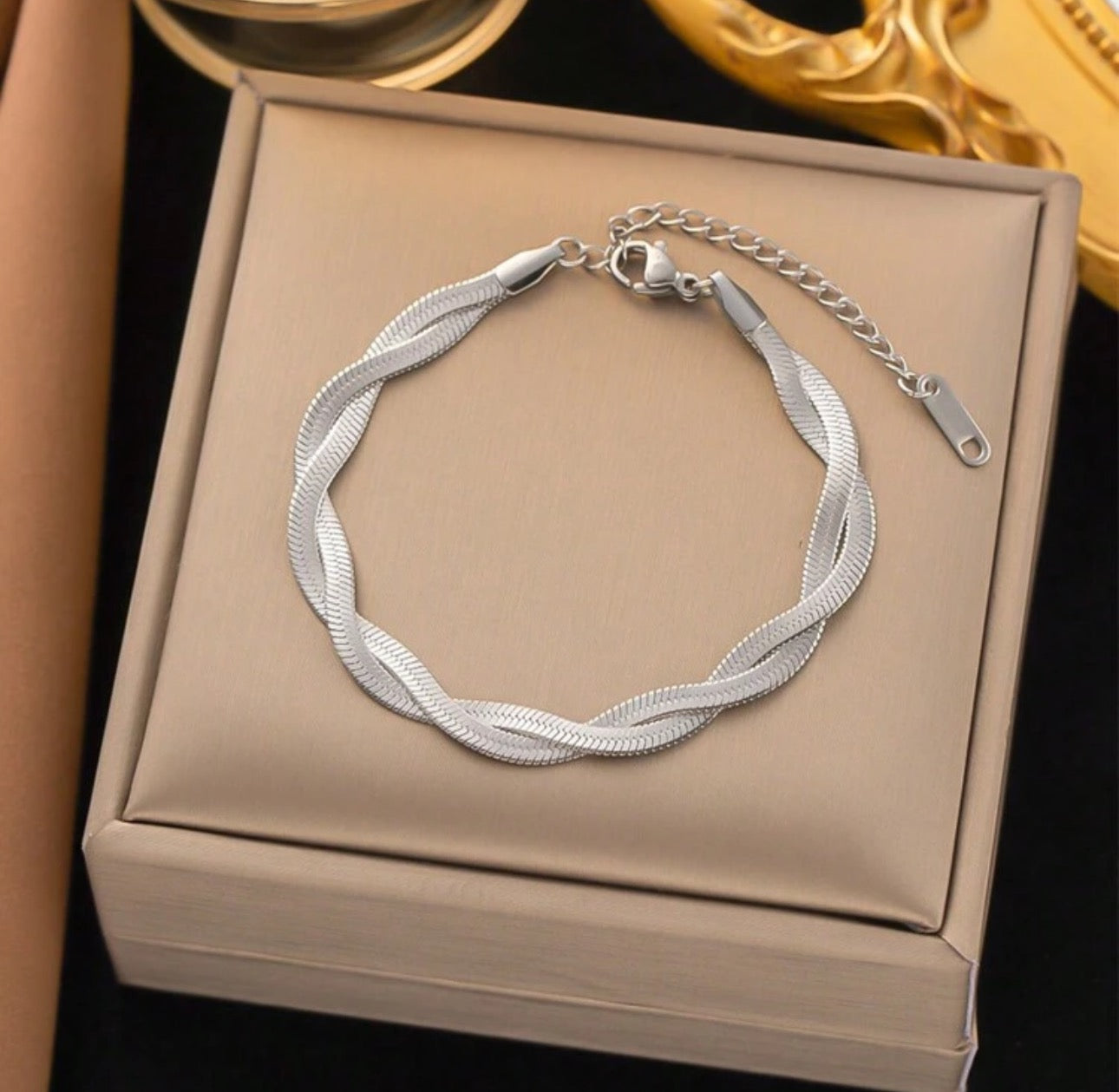 Don’t Mess With Her Necklace & Bracelet Set