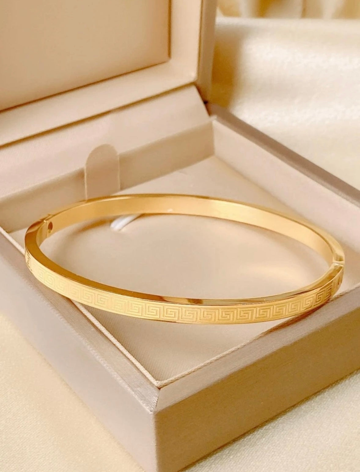Medusa’s Bangle