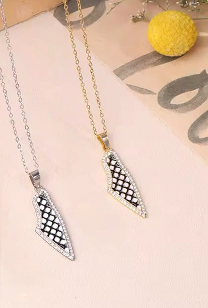 Kuffiyeh Necklace & Earring Set