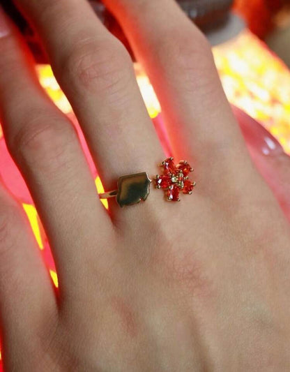 The Hibiscus of Sudan Ring