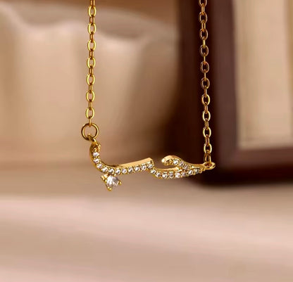 The Hob (Love) Necklace & Bracelet Set