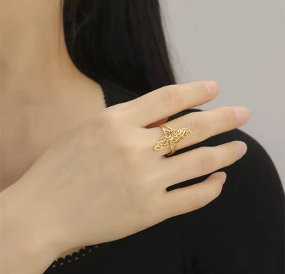 The Worthy Land Ring