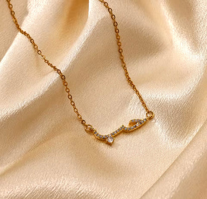 The Hob (Love) Necklace & Bracelet Set