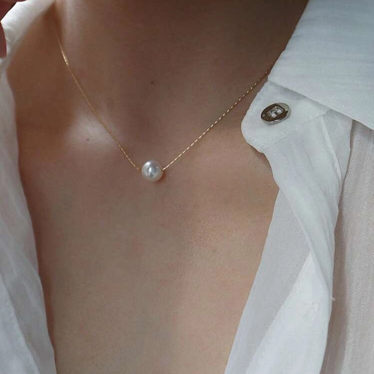 Pearly White Necklace